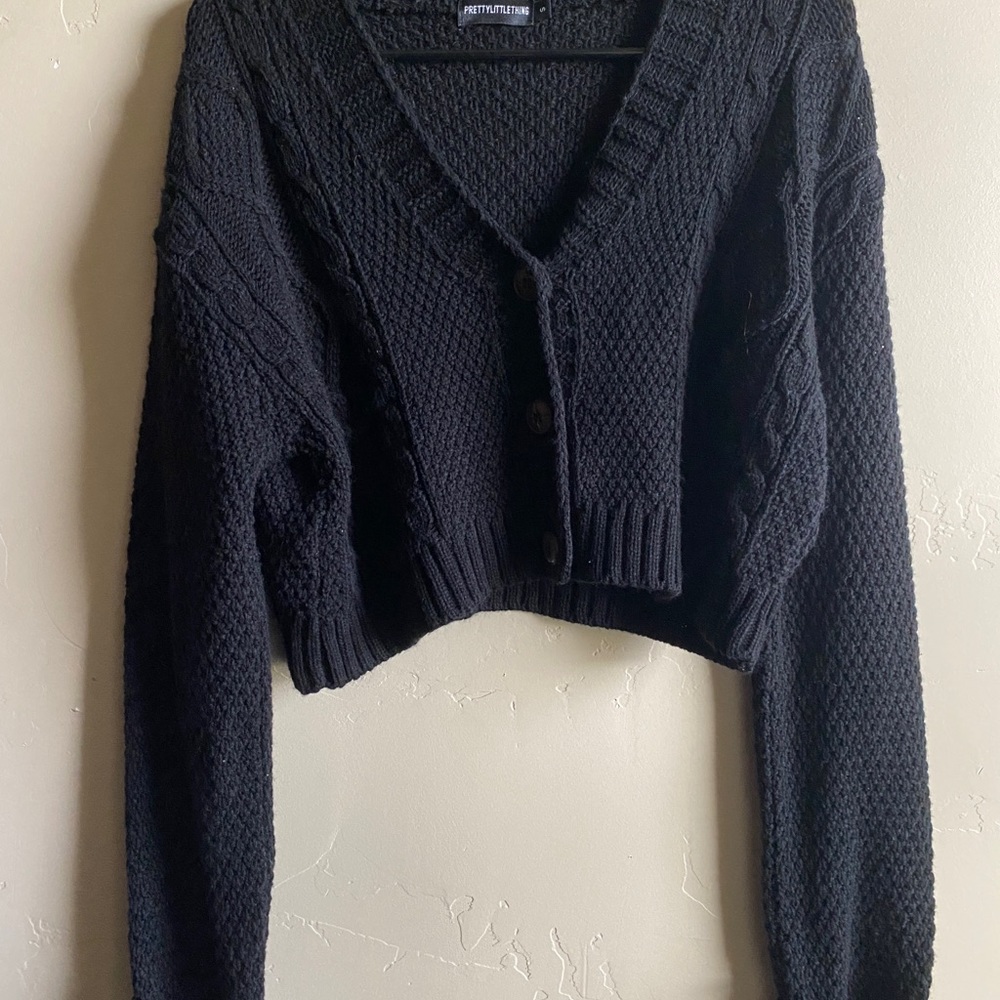 PrettyLittleThing cropped knit sweater
